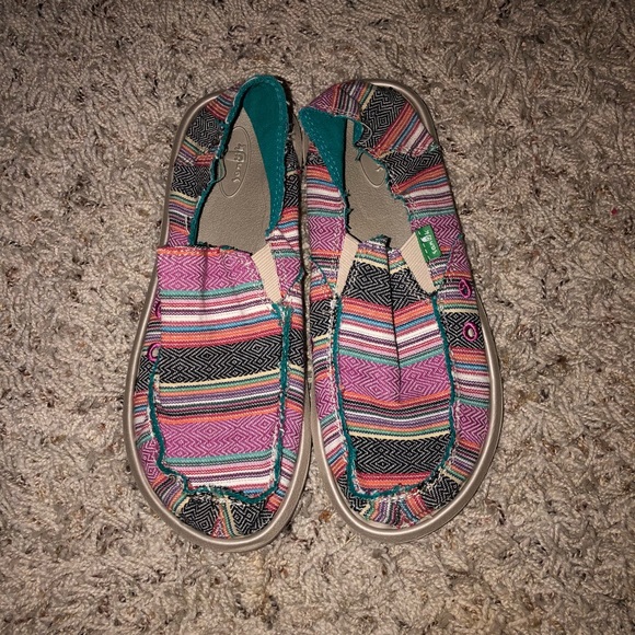 Sanuk Shoes - NWOT Sanuk Sidewalk Surfers